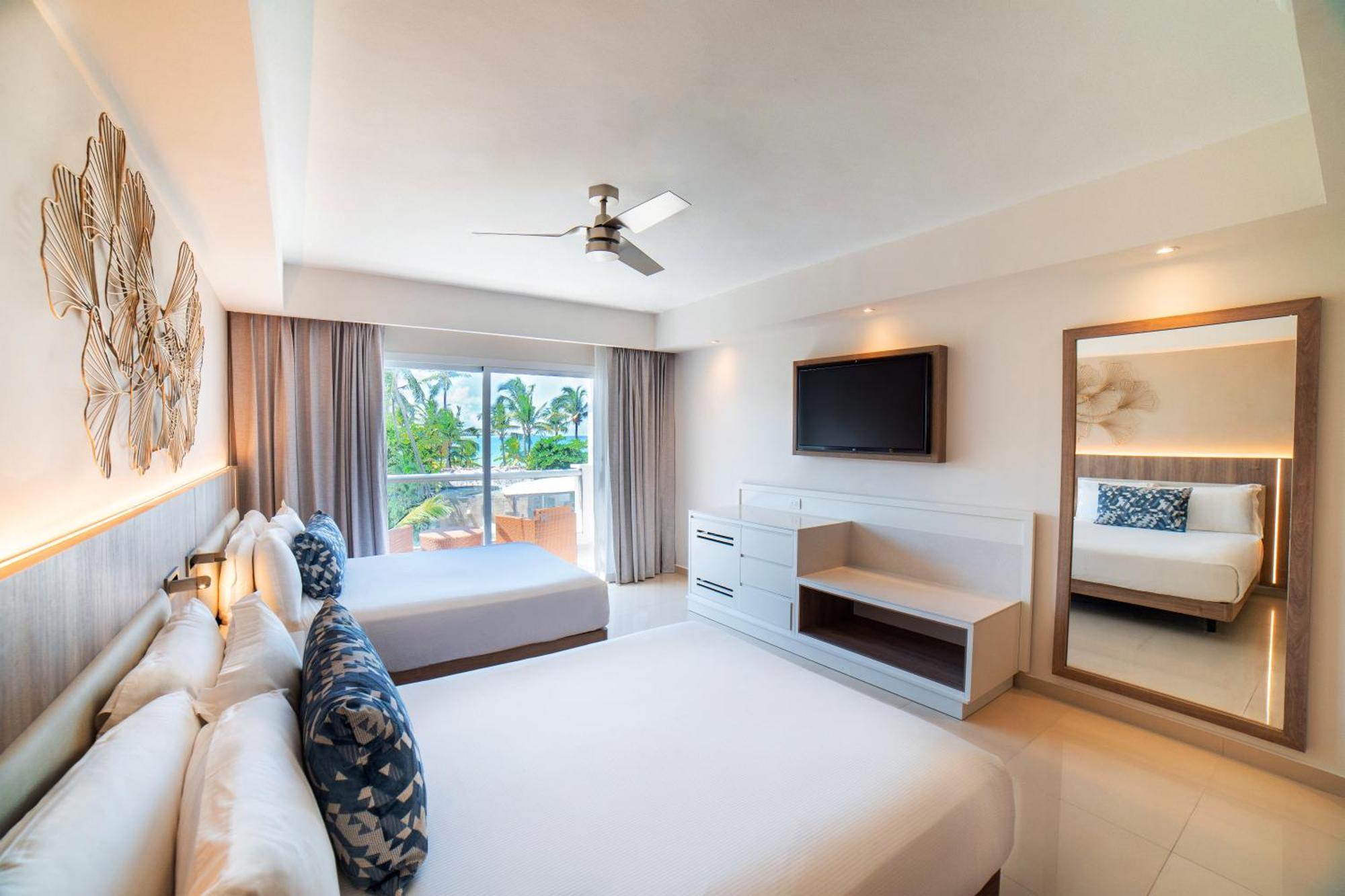 Luxury Chairman Two Bedroom Suite Ocean Front Diamond Club