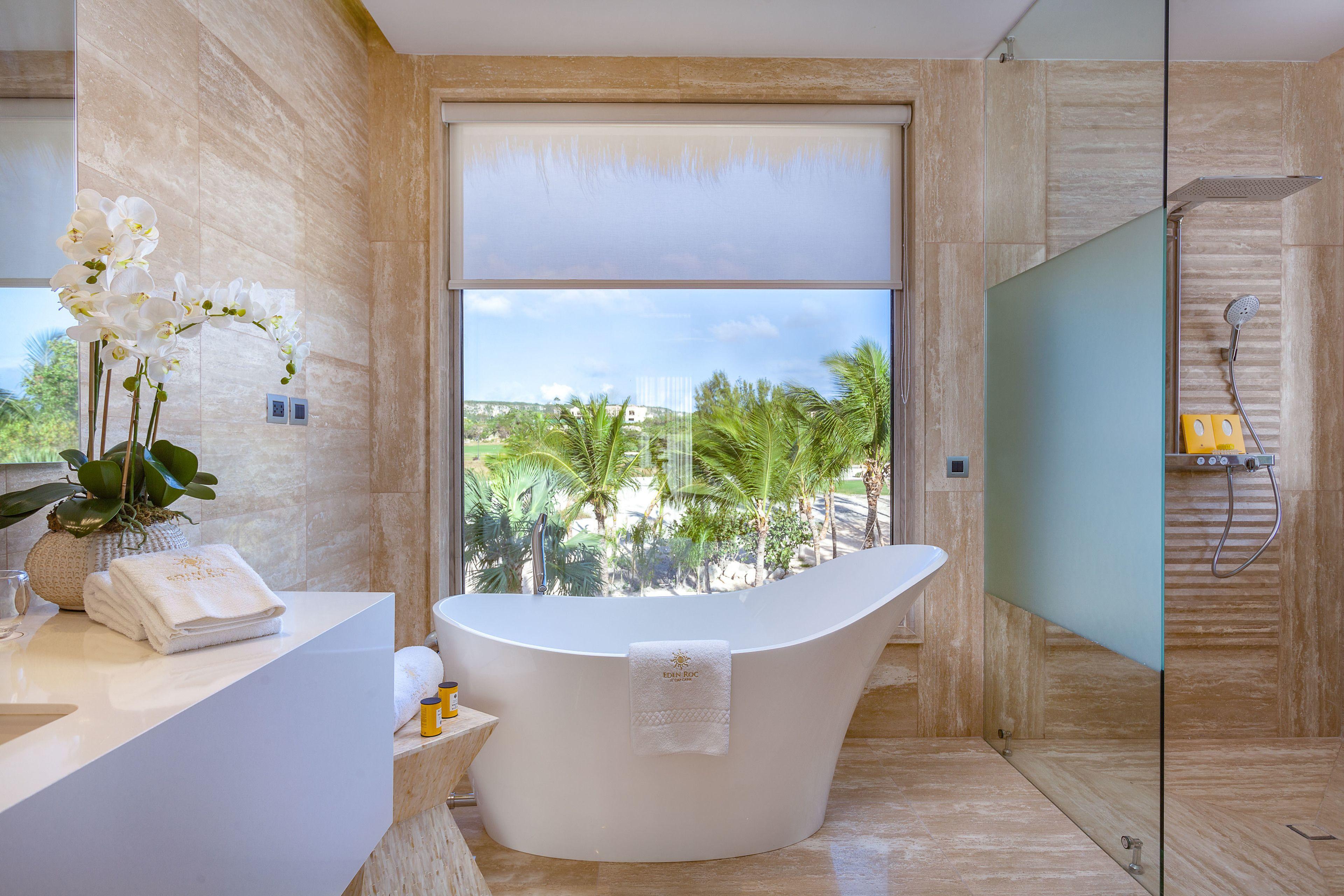 Beachfront Two-Bedroom suite