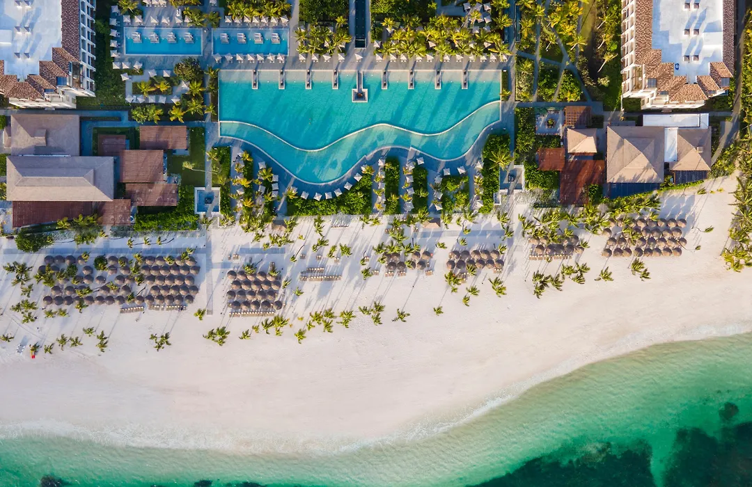 Adults Only Club at Lopesan Costa Bávaro Resort-1