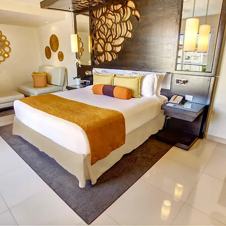 Royalton Punta Cana, An Autograph Collection All-Inclusive Resort & Casino-3