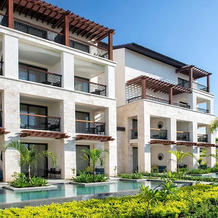 Adults Only Club at Lopesan Costa Bávaro Resort-2