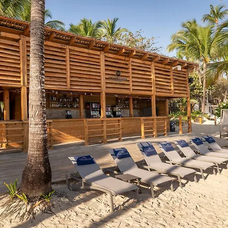 Family Selection At Grand Palladium Select Bavaro-3